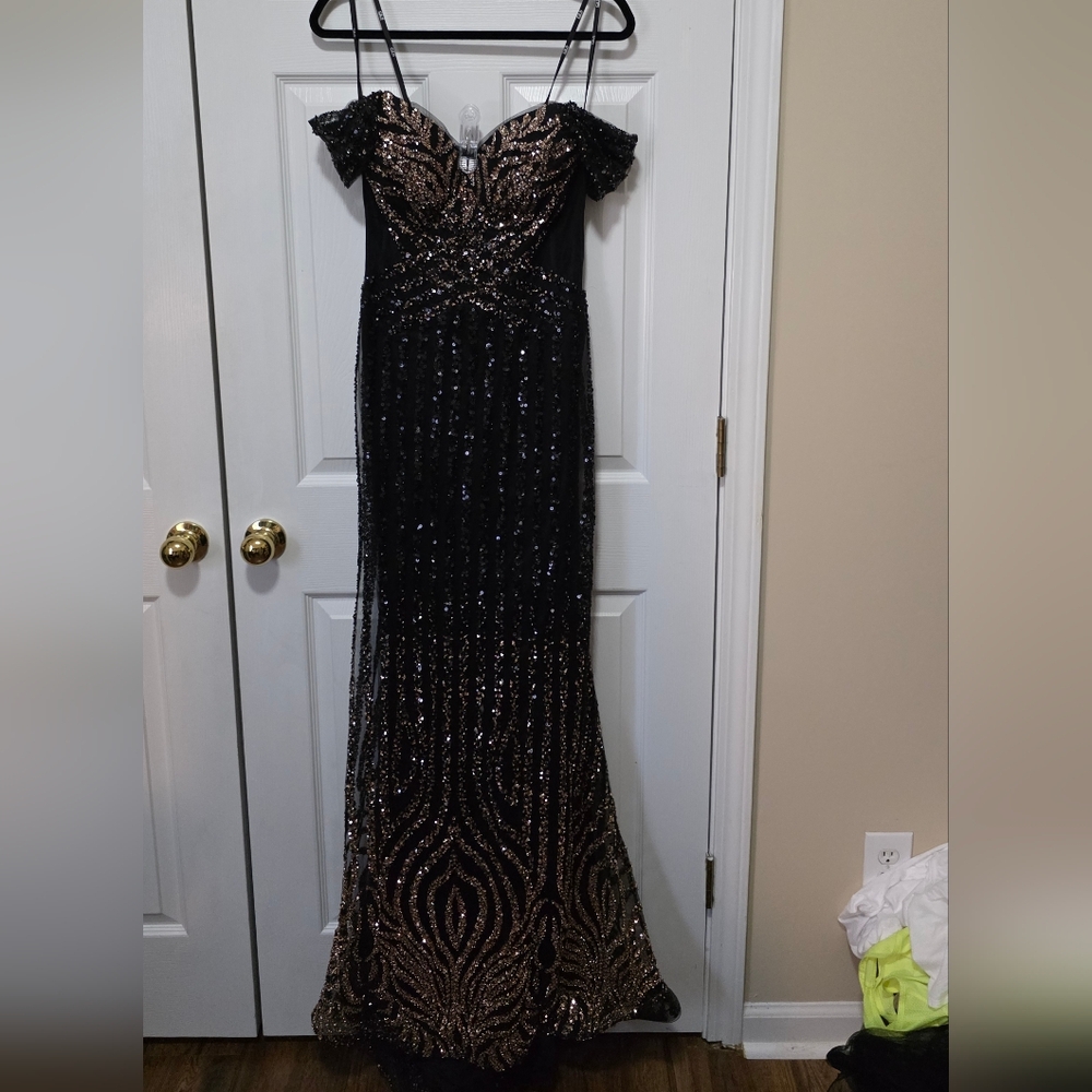 Elegant Black and Rose Gold Sequin Gown